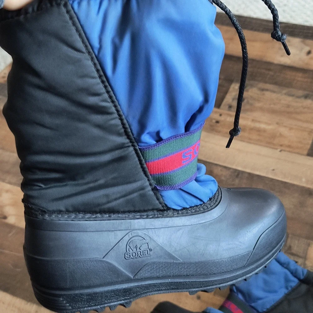 Sorel Chariot Blue Black Insulated Winter Snow Boots Sz 2 Kids